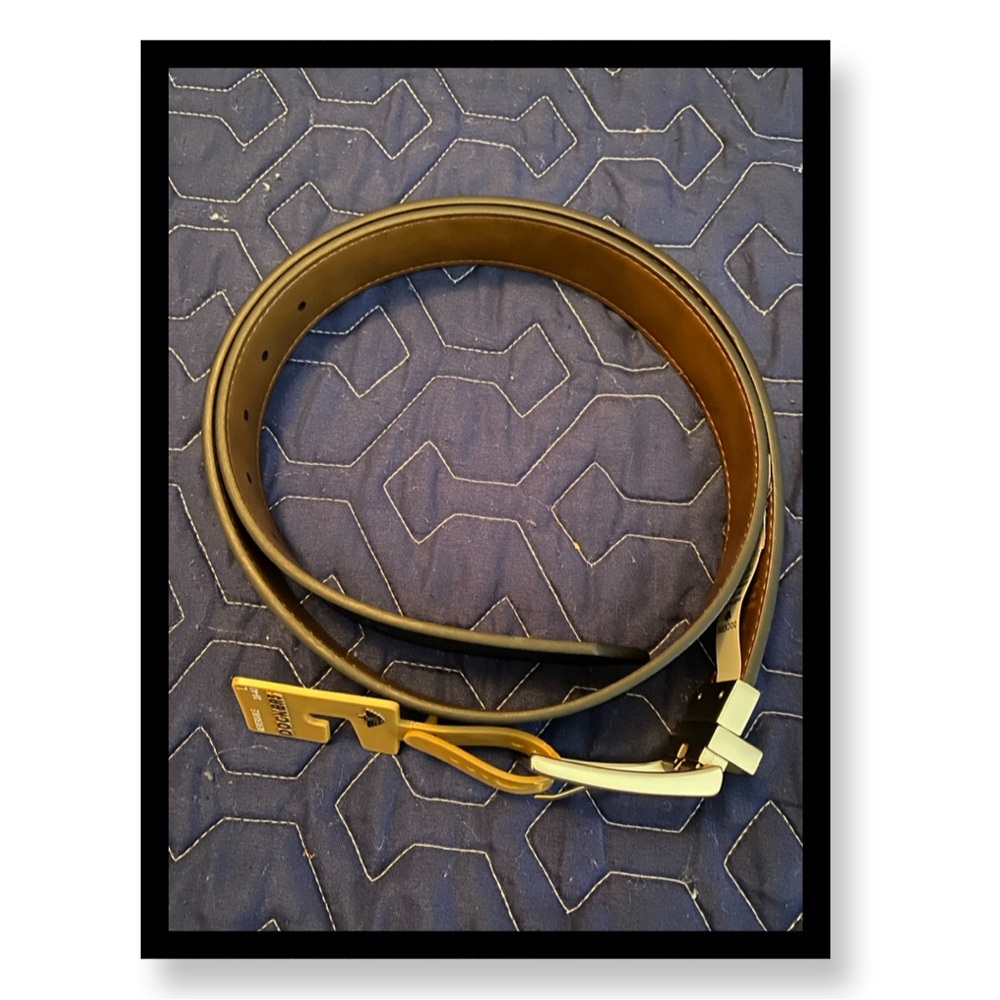 NWT Men’s Black/Brown Reversible Dockers Belt